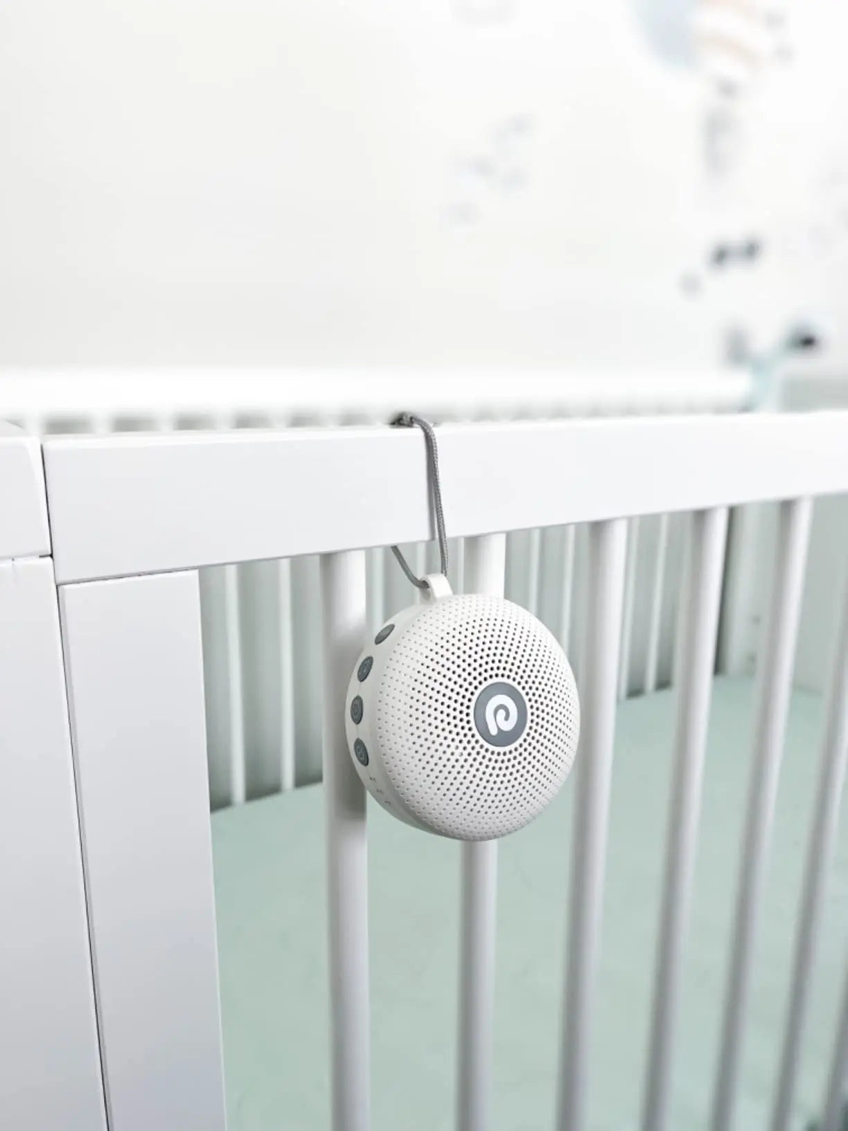 Portable Dreamegg Sound Machine